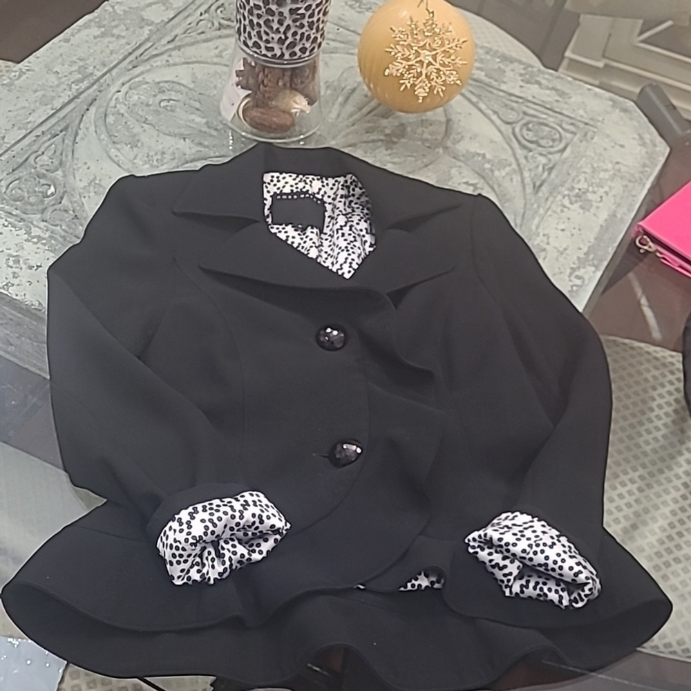 ROSS Mayer Black Ruffled 2 Button Blazer Jacket Size 6 Preppy